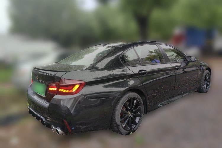 Used BMW 5 Series 2014 530Li Leading Model Rear Right 45 Deg