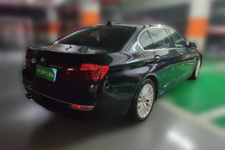 Used BMW 5 Series 2014 525Li Luxury Design Package Rear Right 45 Deg