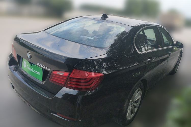 Used BMW 5 Series 2014 520Li Elegant Model Rear Right 45 Deg