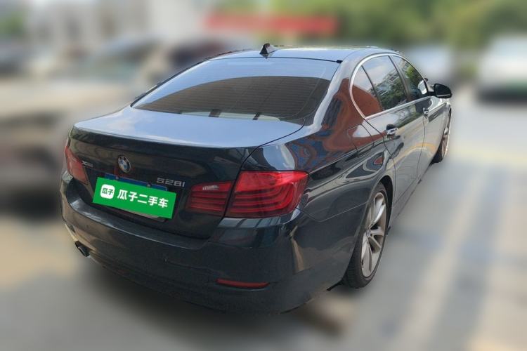 Used BMW 5 Series 2014 528Li xDrive Premium Edition Rear Right 45 Deg