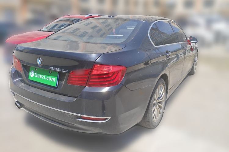 Used BMW 5 Series 2014 525Li Luxury Design Package Rear Right 45 Deg