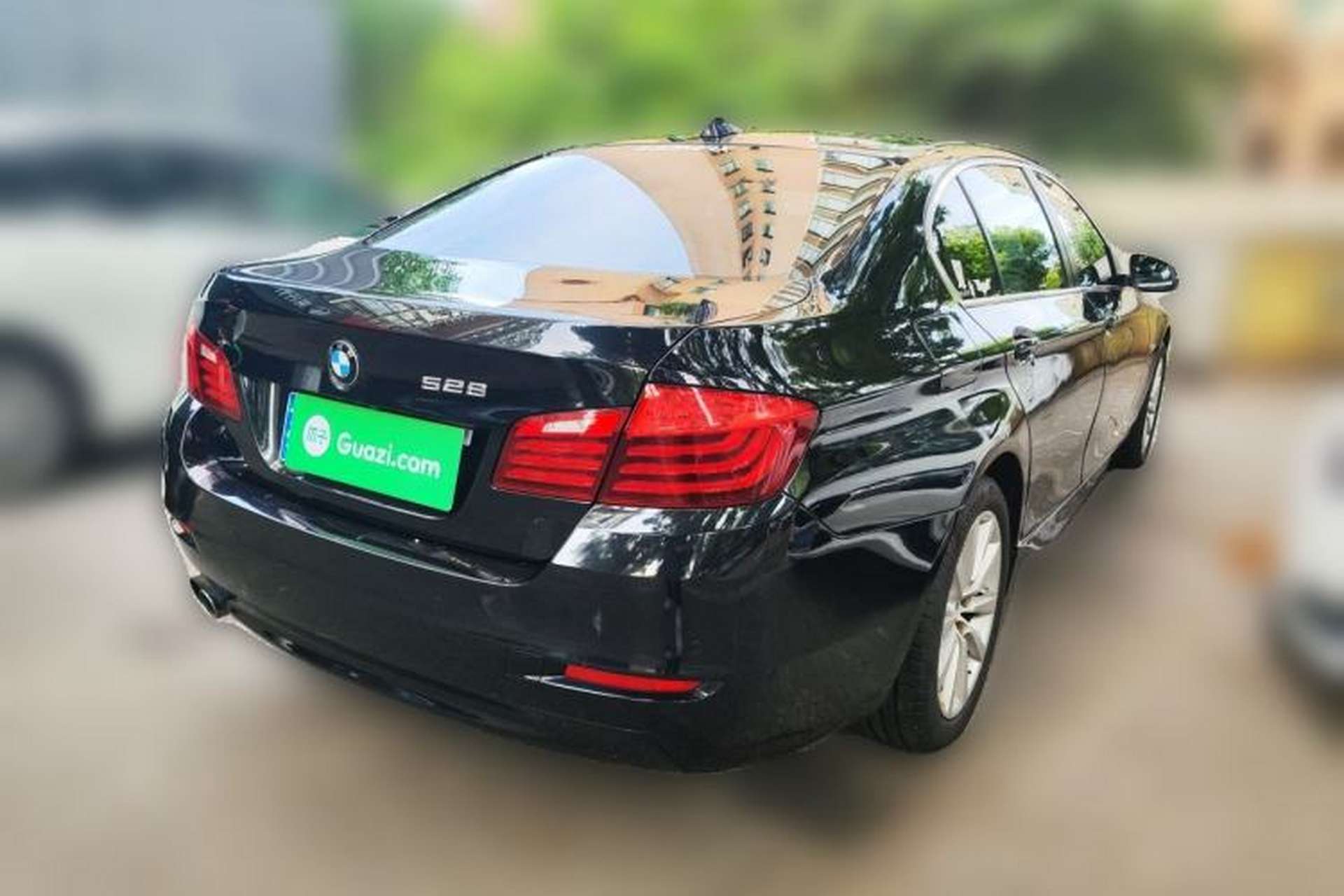 Used BMW 5 Series 2014 528Li Leading Model Rear Right 45 Deg