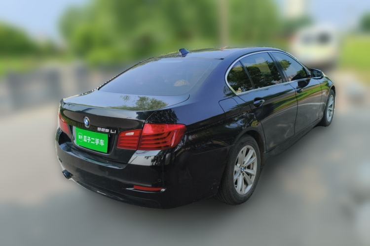 Used BMW 5 Series 2014 520Li Elegant Model Rear Right 45 Deg