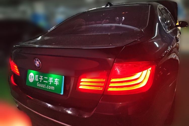 Used BMW 5 Series 2014 525Li Luxury Design Package Rear Right 45 Deg
