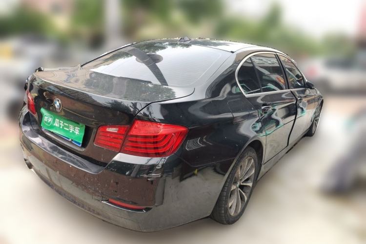 Used BMW 5 Series 2014 520Li Elegant Model Rear Right 45 Deg