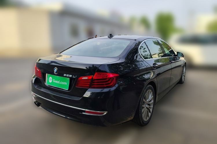 Used BMW 5 Series 2014 525Li Luxury Design Package Rear Right 45 Deg