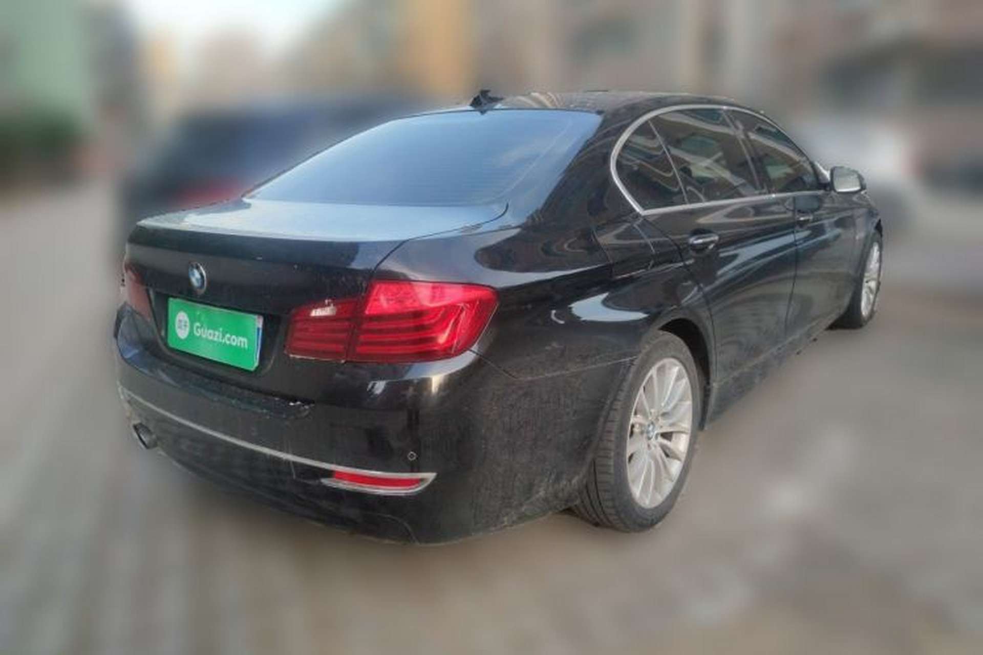 Used BMW 5 Series 2014 525Li Luxury Design Package Rear Right 45 Deg