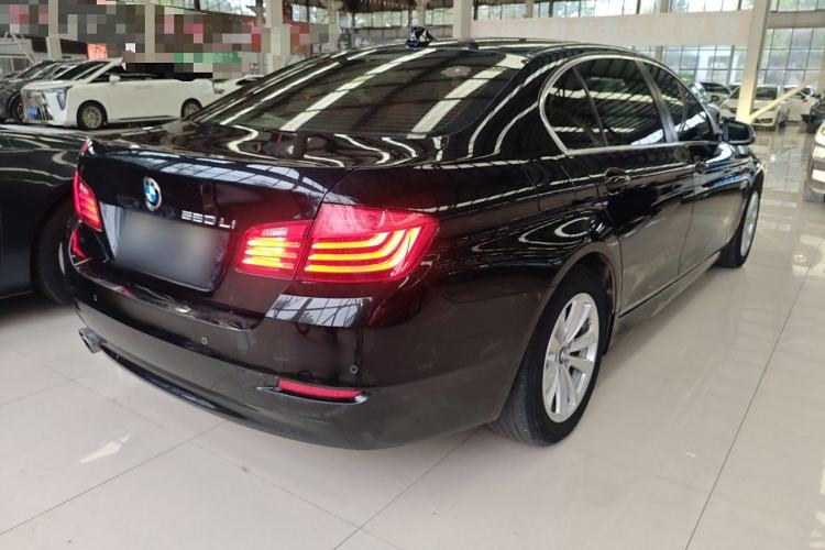 Used BMW 5 Series 2014 520Li Elegant Model Rear Right 45 Deg