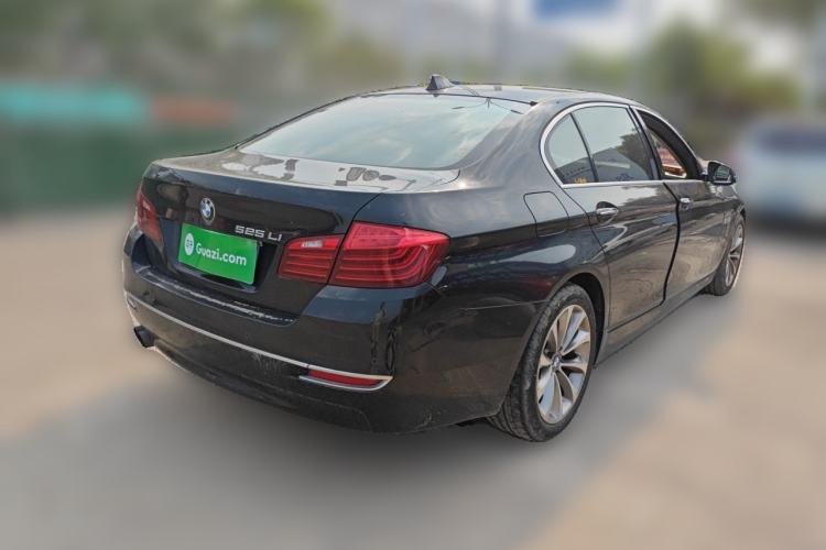 Used BMW 5 Series 2014 525Li Fashion Design Package Rear Right 45 Deg