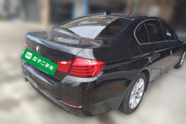Used BMW 5 Series 2014 520Li Elegant Model Rear Right 45 Deg