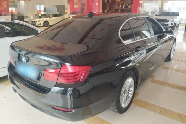 Used BMW 5 Series 2014 525Li Leading Model Rear Right 45 Deg