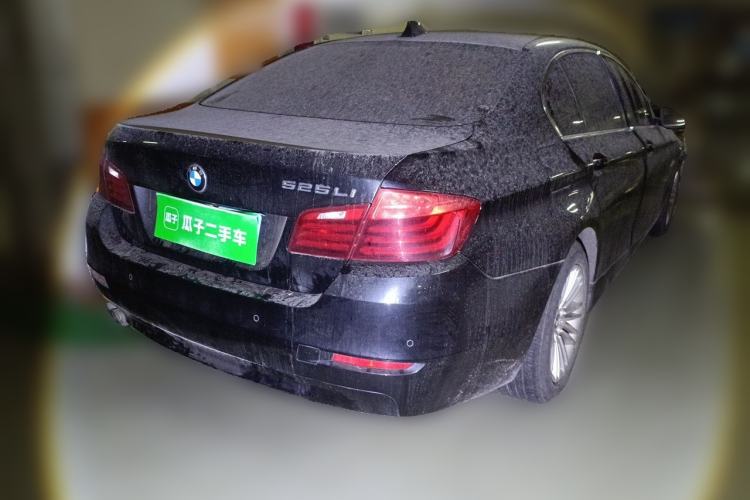 Used BMW 5 Series 2014 525Li Leading Model Rear Right 45 Deg