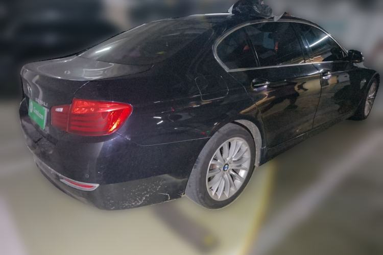 Used BMW 5 Series 2014 525Li Luxury Design Package Rear Right 45 Deg