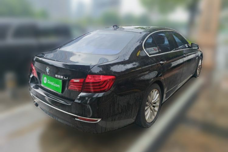 Used BMW 5 Series 2014 525Li Luxury Design Package Rear Right 45 Deg