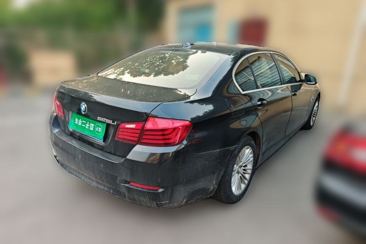Used BMW 5 Series 2014 525Li Leading Model Rear Right 45 Deg
