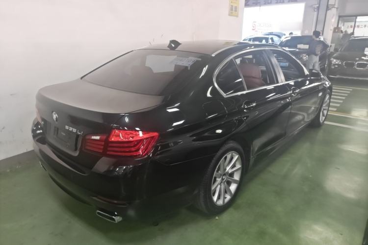 Used BMW 5 Series 2014 535Li Leading Model Rear Right 45 Deg