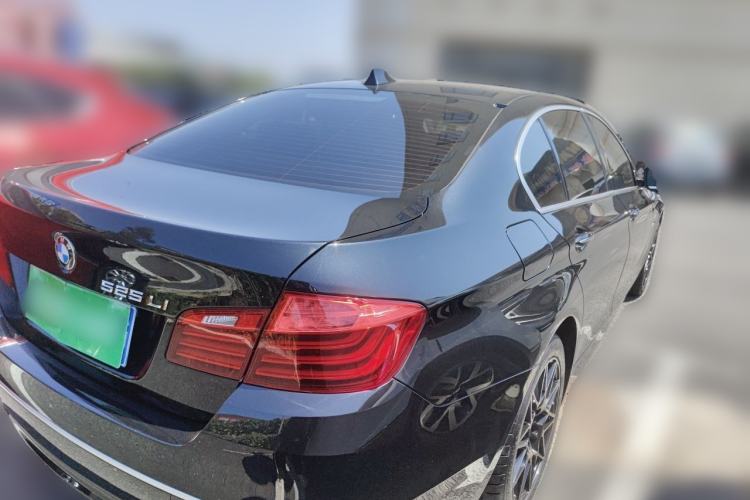 Used BMW 5 Series 2014 525Li Fashion Design Package Rear Right 45 Deg