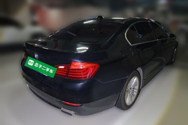 Used BMW 5 Series 2014 525Li Leading Model Rear Right 45 Deg