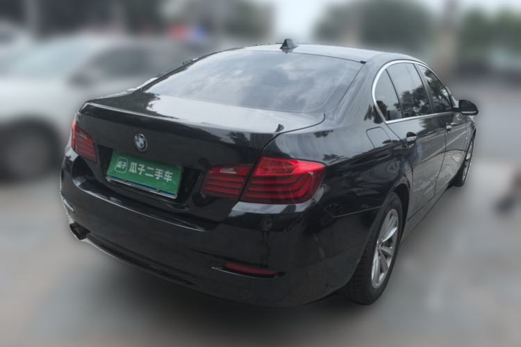 Used BMW 5 Series 2014 520Li Elegant Model Rear Right 45 Deg
