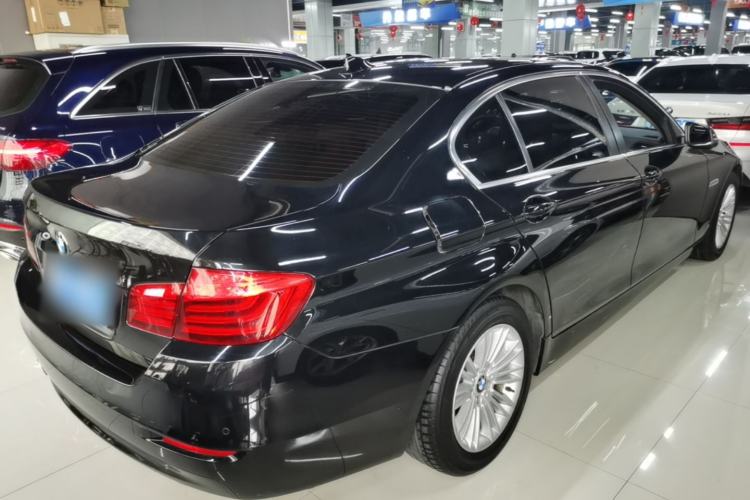 Used BMW 5 Series 2014 525Li Leading Model Rear Right 45 Deg