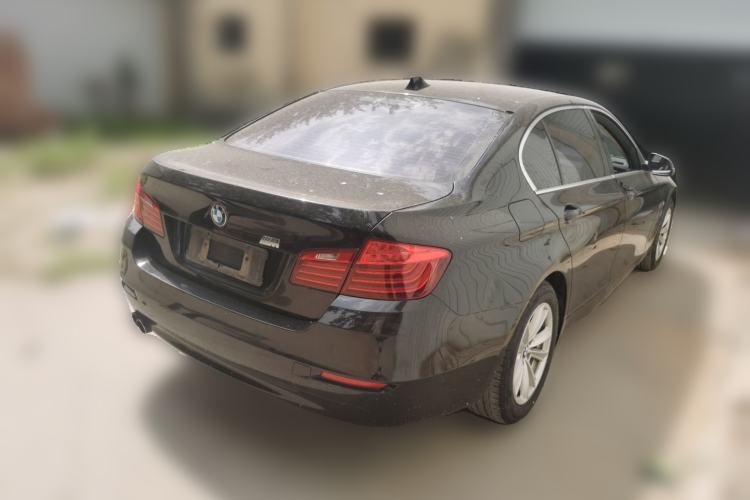 Used BMW 5 Series 2014 520Li Elegant Model Rear Right 45 Deg