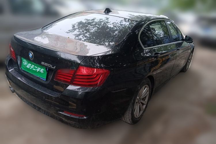 Used BMW 5 Series 2014 520Li Elegant Model Rear Right 45 Deg