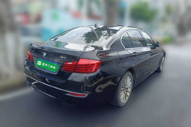 Used BMW 5 Series 2014 525Li Luxury Design Package Rear Right 45 Deg