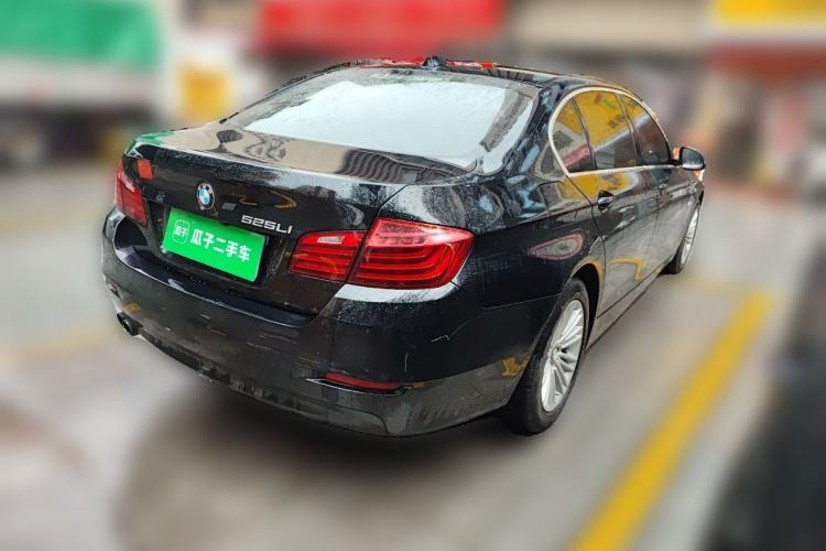 Used BMW 5 Series 2014 525Li Leading Model Rear Right 45 Deg