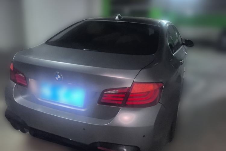 Used BMW 5 Series 2014 525Li Leading Model Rear Right 45 Deg