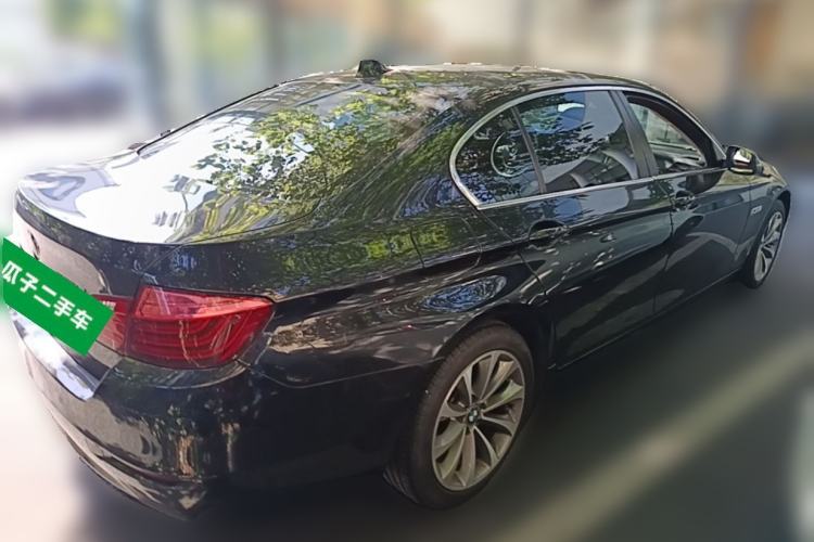 Used BMW 5 Series 2014 528Li Leading Model Rear Right 45 Deg
