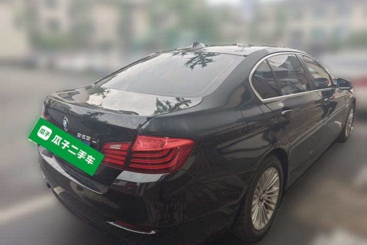 Used BMW 5 Series 2014 525Li Leading Model Rear Right 45 Deg