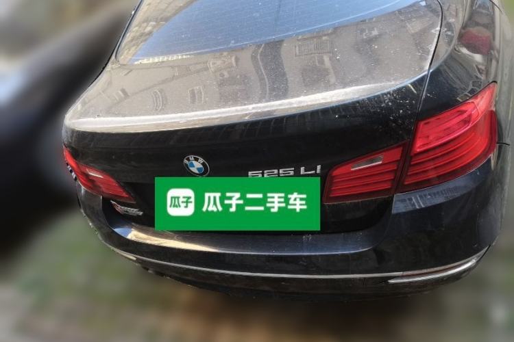 Used BMW 5 Series 2014 525Li Luxury Design Package Rear