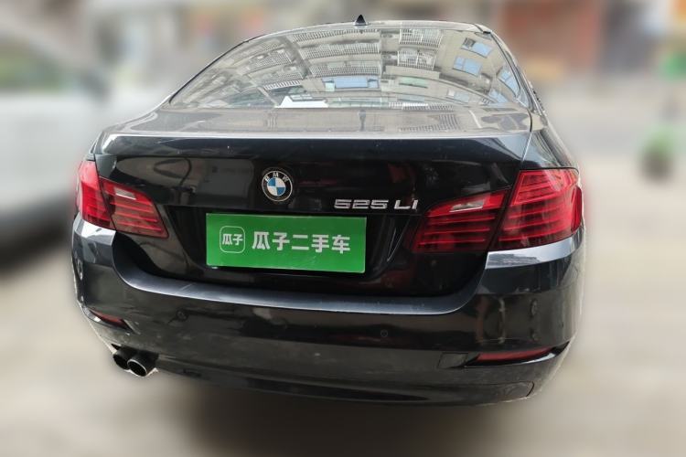 Used BMW 5 Series 2014 525Li Leading Model Rear