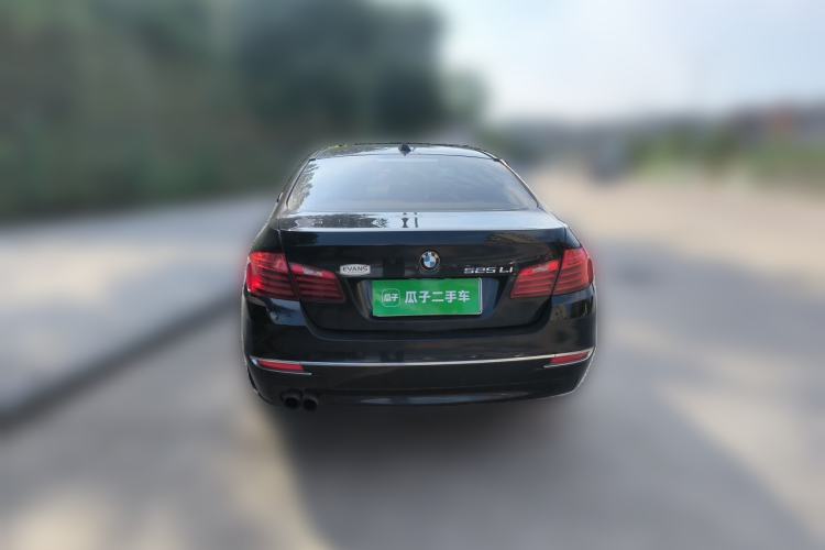 Used BMW 5 Series 2014 525Li Luxury Design Package Rear