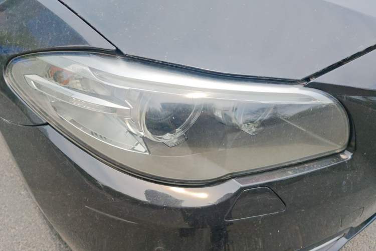 Used BMW 5 Series 2014 520Li Elegant Model Right Front Headlight
