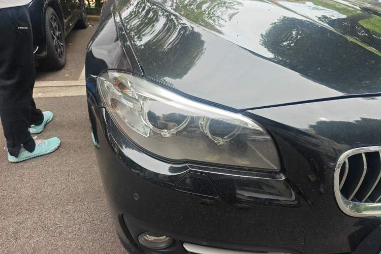 Used BMW 5 Series 2014 520Li Elegant Model Right Front Headlight