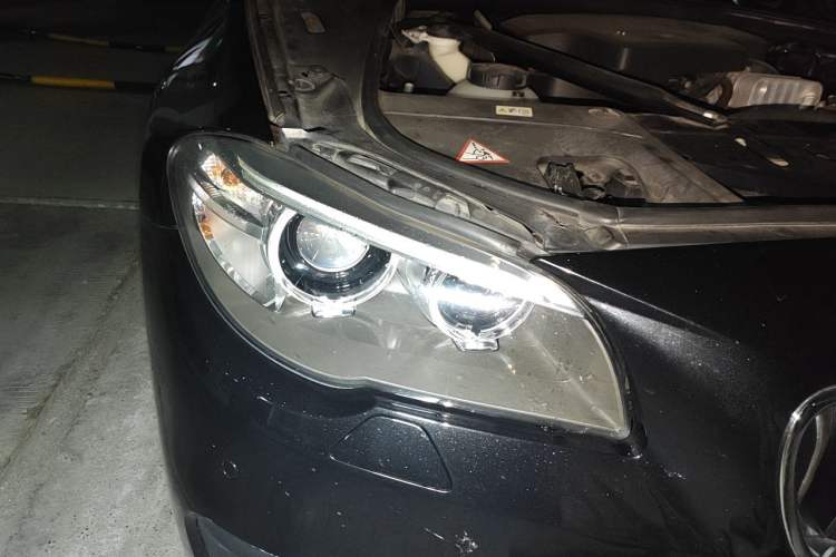 Used BMW 5 Series 2014 520i Elegant Edition Right Front Headlight