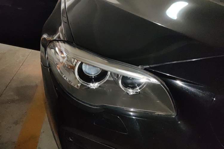 Used BMW 5 Series 2014 520Li Elegant Model Right Front Headlight
