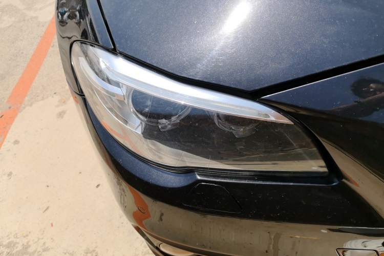 Used BMW 5 Series 2014 525Li Leading Model Right Front Headlight