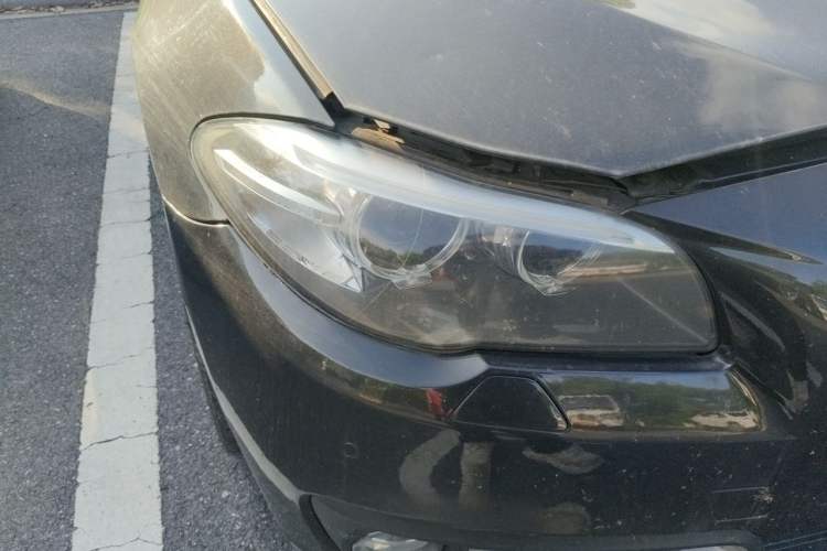 Used BMW 5 Series 2014 525Li Luxury Design Package Right Front Headlight