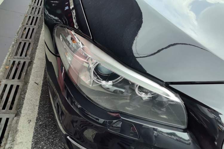 Used BMW 5 Series 2014 525Li Leading Model Right Front Headlight