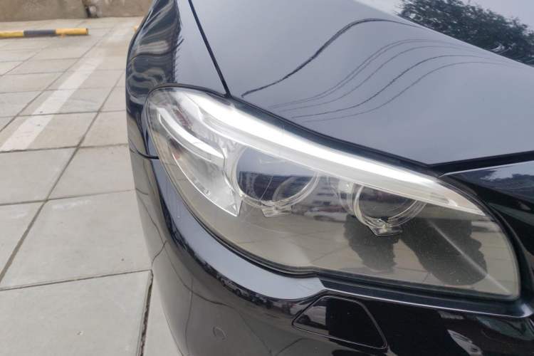 Used BMW 5 Series 2014 525Li Leading Model Right Front Headlight