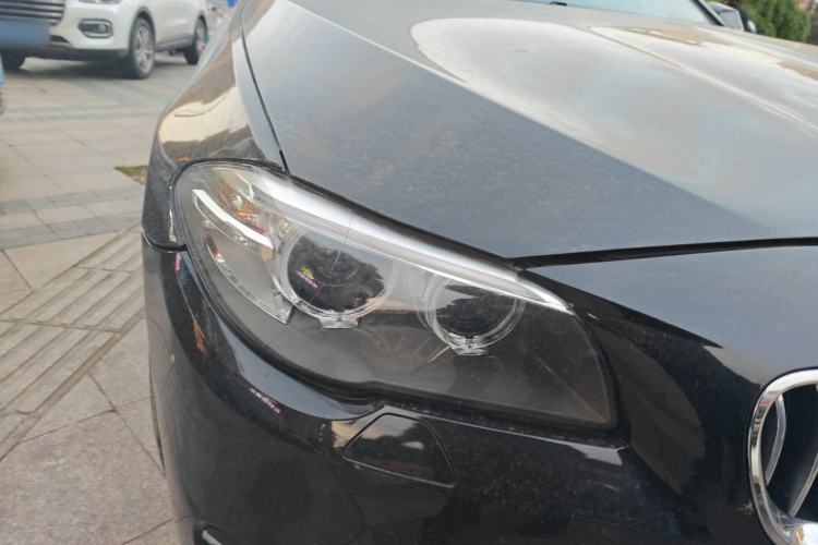 Used BMW 5 Series 2014 525Li Luxury Design Package Right Front Headlight