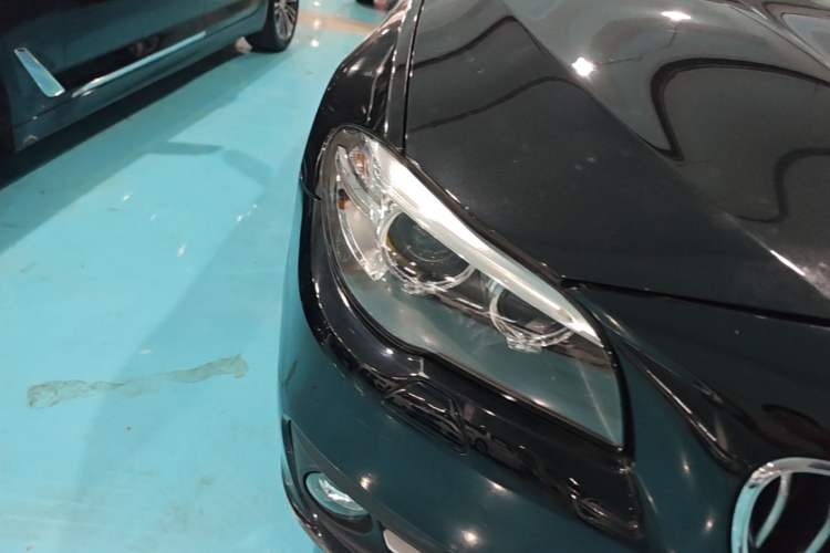 Used BMW 5 Series 2014 520Li Elegant Model Right Front Headlight