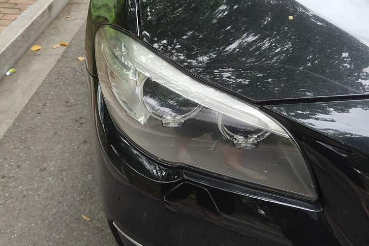 Used BMW 5 Series 2014 525Li Luxury Design Package Right Front Headlight