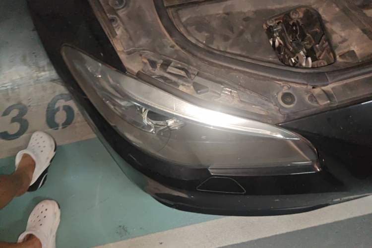 Used BMW 5 Series 2014 520Li Elegant Model Right Front Headlight
