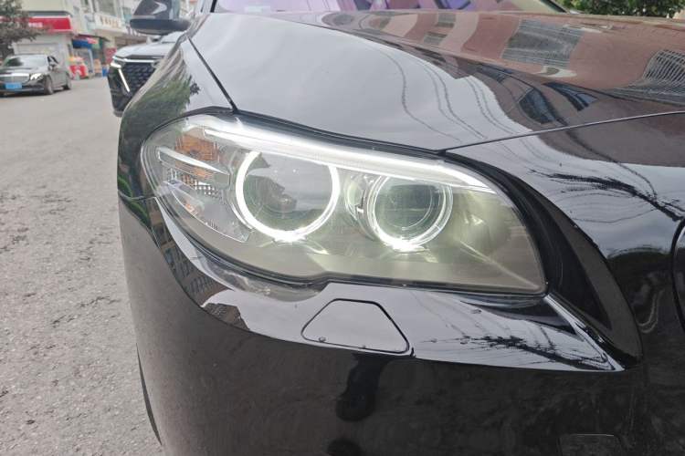 Used BMW 5 Series 2014 528Li Leading Model Right Front Headlight