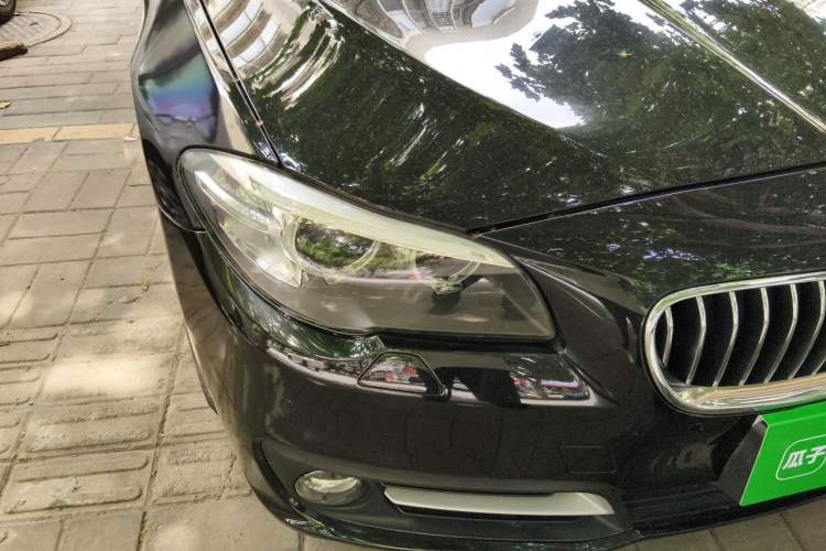 Used BMW 5 Series 2014 525Li Leading Model Right Front Headlight
