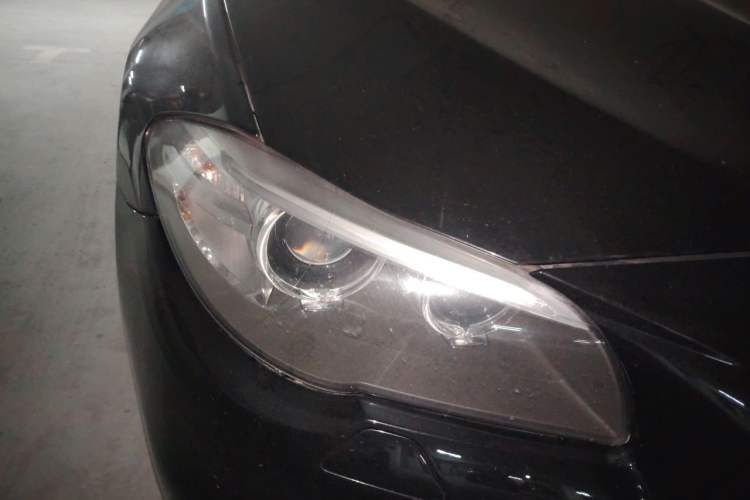 Used BMW 5 Series 2014 520i Elegant Edition Right Front Headlight