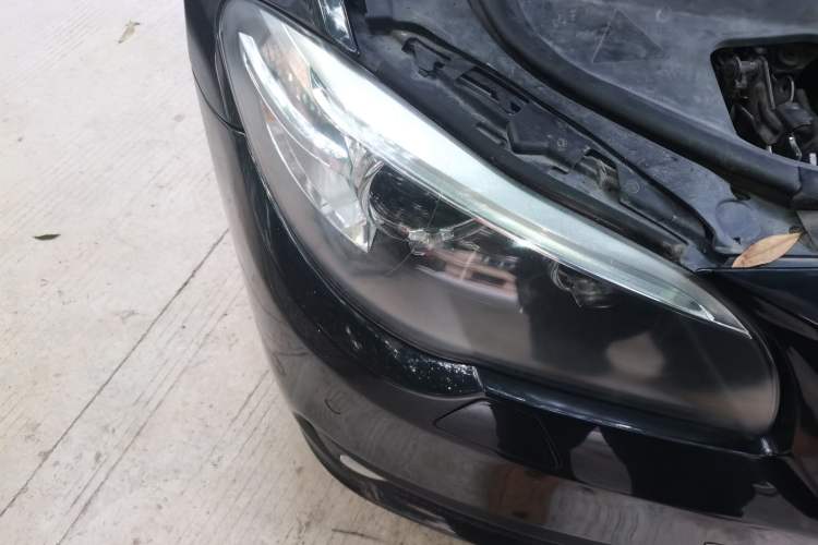 Used BMW 5 Series 2014 520i Elegant Edition Right Front Headlight